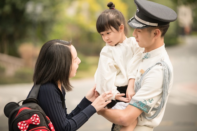 业主赠送安博体育物业锦旗